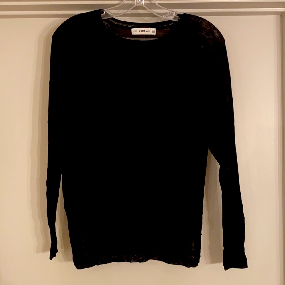 Zara - lightweight knit long sleeve - like new - S